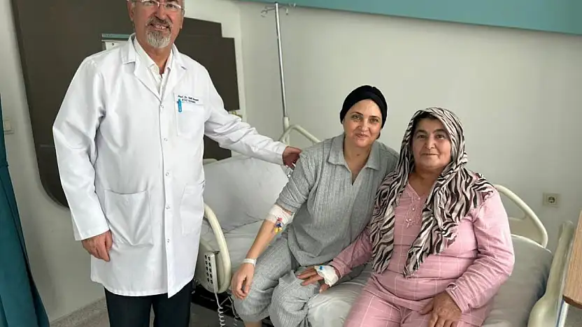 Batıdan doğuya şifa yolculuğu: Şah damarı tümörü Van'da tedavi edildi
