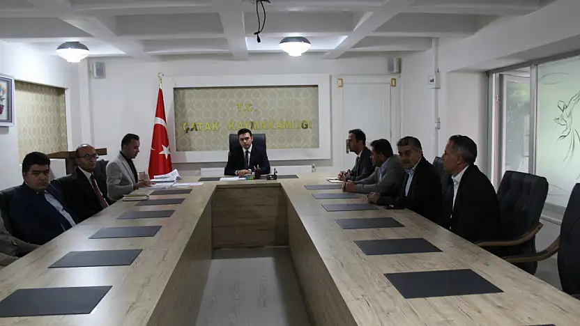 Çatak'ta SYDV mütevelli heyet toplantısı gerçekleşti