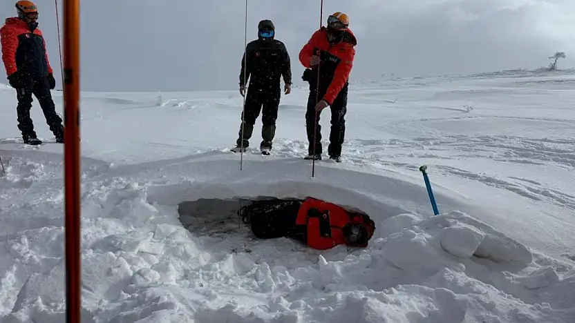 Çığ riskine karşı bölgesel AFAD eğitimi Van'da başladı