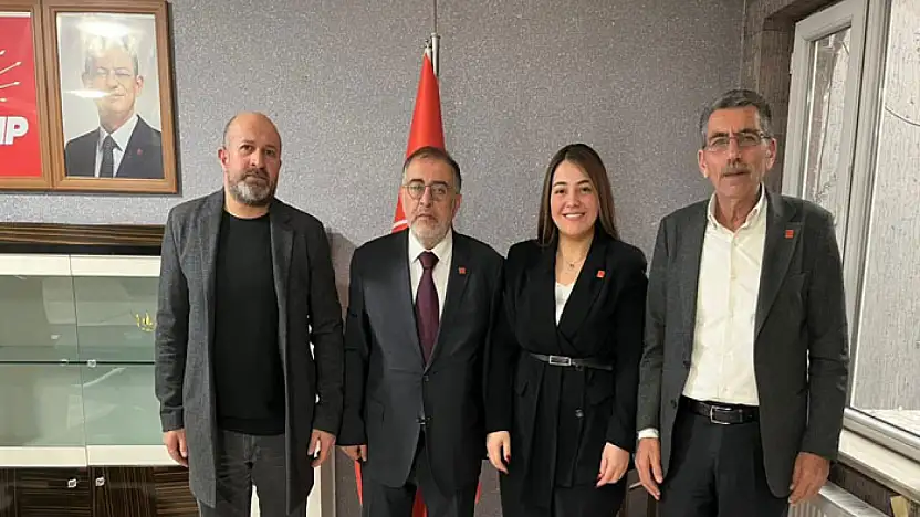 Cumhuriyet Partisi Van İl Başkanı Aslan CHP'ye katıldı