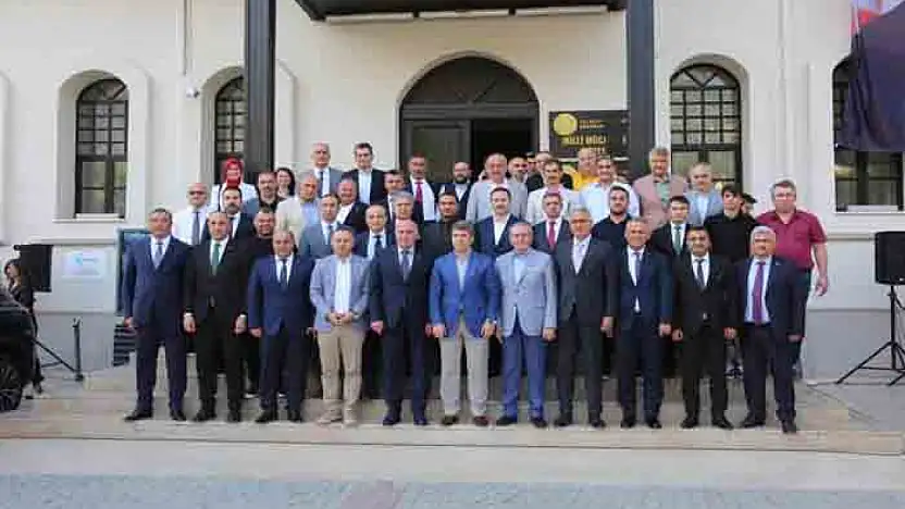 Cumhuriyeti kuran şehirler bir araya geldi