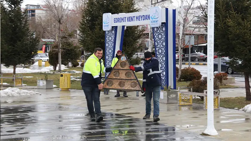Edremit Belediyesi'nden sokak kedilerine sıcak yuva