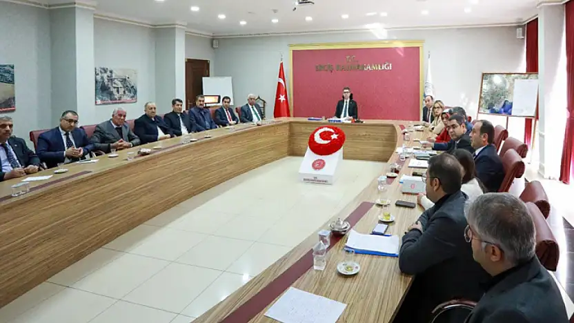 Erciş'te 2025 sosyal hizmetler değerlendirildi, 2026 yol haritası belirlendi