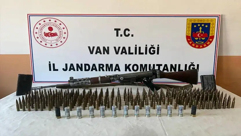 Erciş'te Belçika yapımı uzun namlulu silah ele geçirildi