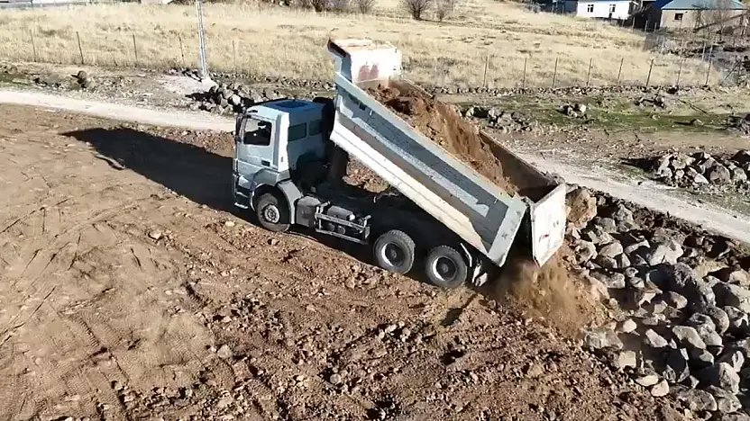 Erciş'te taziye evlerinde çevre ve zemin yenileme çalışmaları tamamlandı