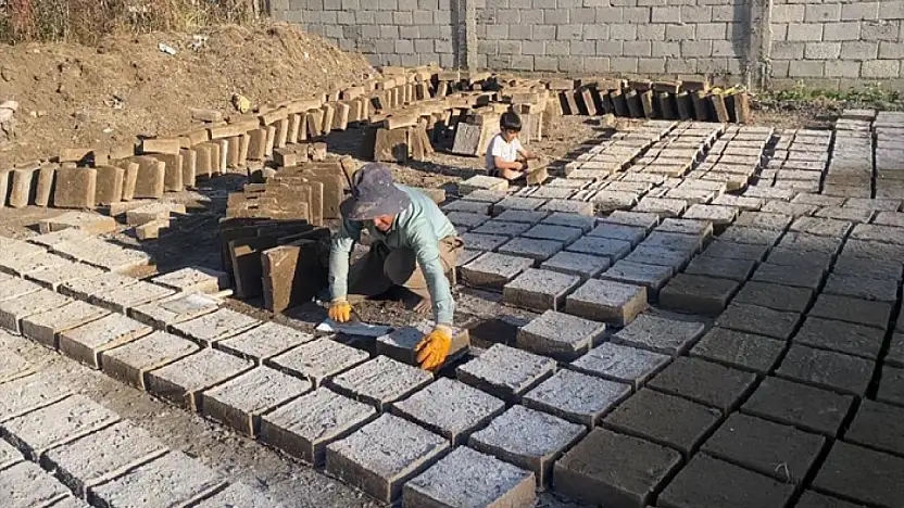 Geleneksel Van mimarisi, kerpiç ile yeniden yükseliyor