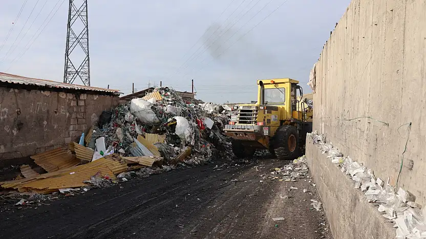 Hurdacılar Sanayi Sitesi'nde kapsamlı temizlik ve düzenleme çalışması