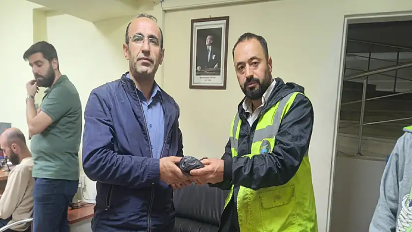 İpekyolu Belediyesi çalışanından örnek davranış