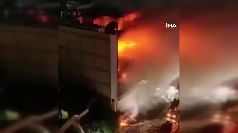 Irak'ta bir alışveriş merkezinde yangın! 50 kişi hayatını kaybetti
