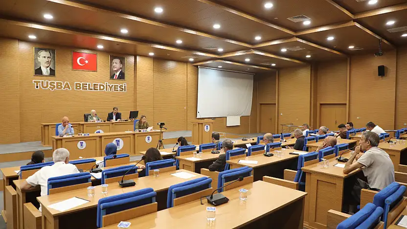 Kamusal alanlar tehlikede mi? Tuşba'da yeni yasa ele alındı