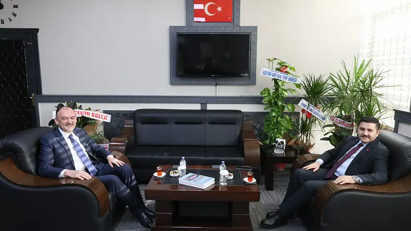 Kaymakam  Bulut'tan İl Milli Eğitim Müdürü Çandıroğlu'na hayırlı olsun ziyareti