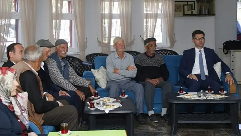 Kaymakam Karaloğlu'ndan hane ziyareti