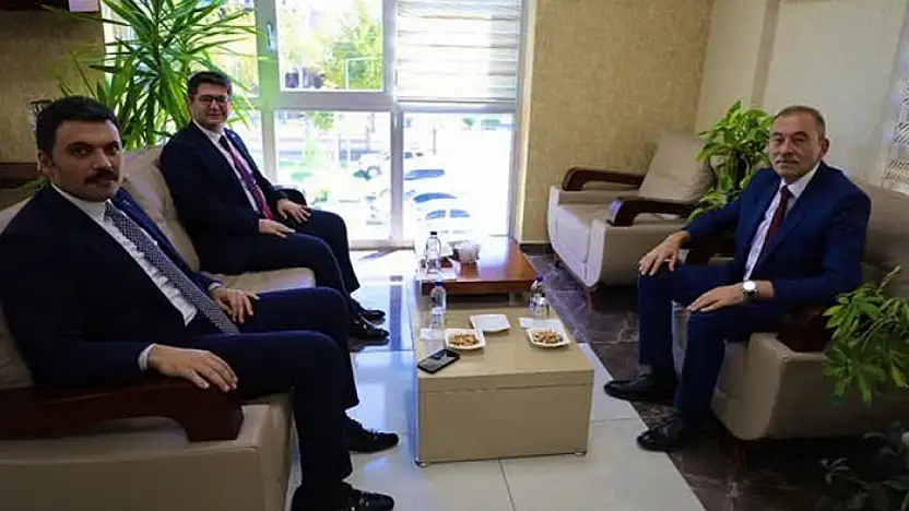 Kaymakam Özdemir ve Gilan'dan, Gençlik Spor Müdürü Özdemir'e ziyaret