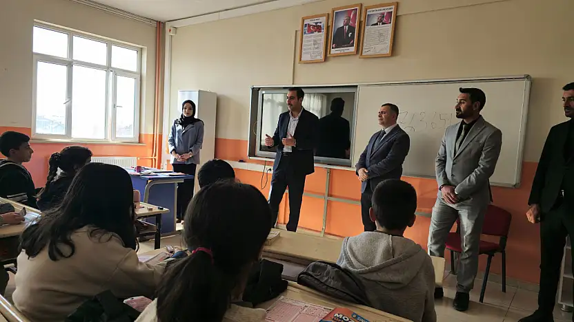 Kaymakam Türkoğlu öğrencilerle buluştu