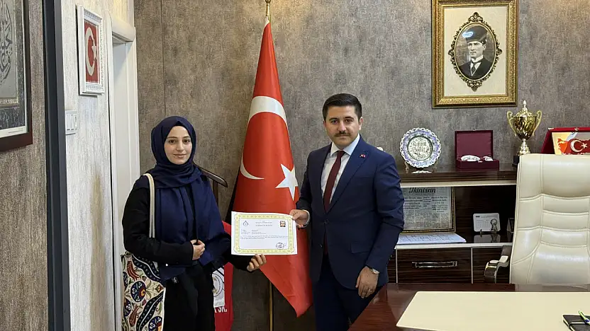 Kur'an-ı Kerim'i güzel okuma yarışmasında Türkiye ikinciliği Özalp'a geldi
