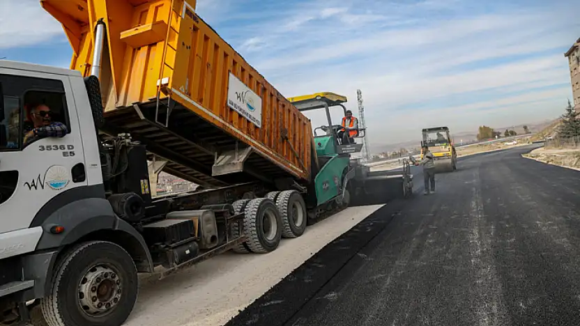 Memur-Sen TOKİ bağlantı yolunda asfalt çalışmaları başladı