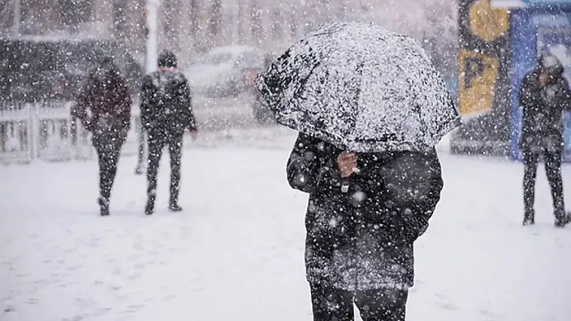 Muradiye'de kuvvetli yağış ve kar alarmı
