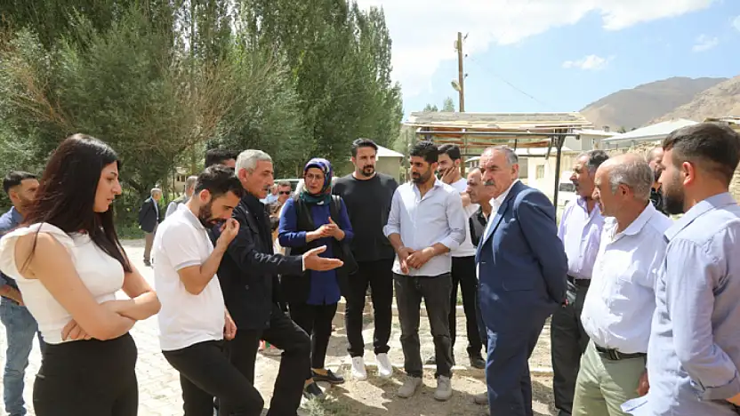 Polat ve Caner, Köprüağzı Mahallesi'nde halkla buluştu