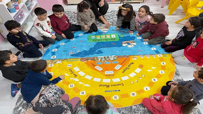 Serhat Anaokuluna oyun halısı desteği