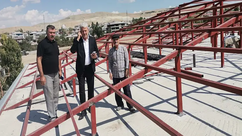 Seyrantepe Mahallesi'nde cami ve taziye evi inşaatı devam ediyor