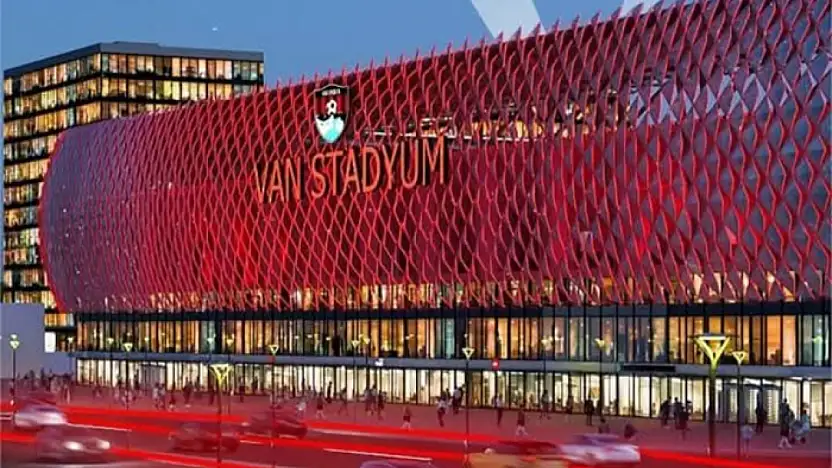 Stadyum tartışması: Mevcut yer mi, yeni alan mı?