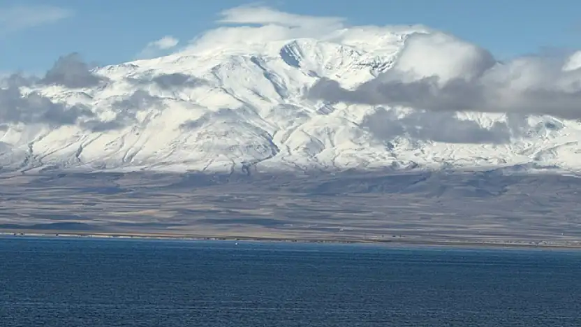 Süphan Dağı, beyaza büründü