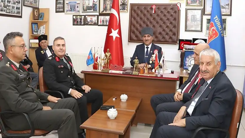Tuğgeneral Avkıran'dan Muharip Gaziler Derneği'ne ziyaret