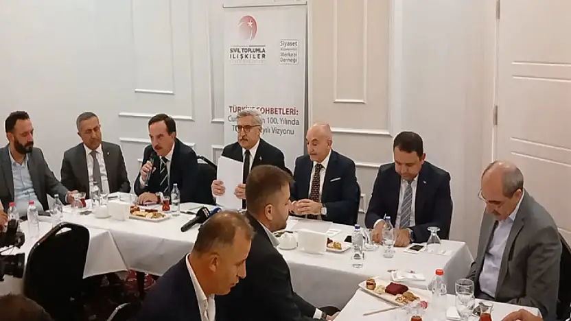 Türkiye Sohbetleri programı Van'da gerçekleştirildi
