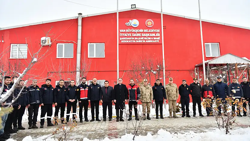 Vali Balcı'dan itfaiye personeline yeni yıl ziyareti