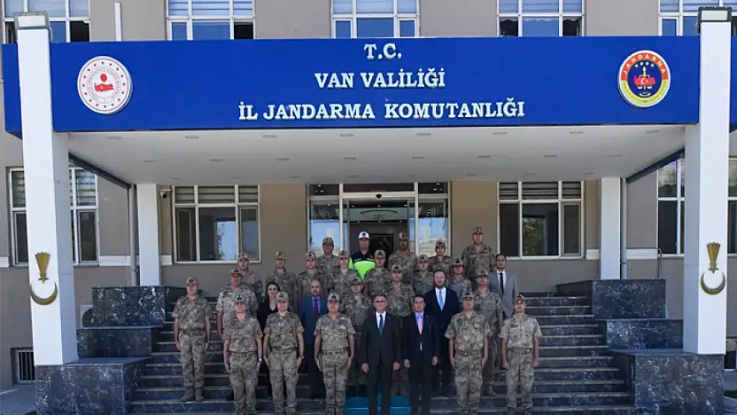 Vali Balcı'dan Tuğgeneral Avkıran'a hayırlı olsun ziyareti