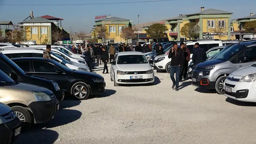 Van açık oto pazarında fiyatlar Türkiye ortalamasının üzerinde
