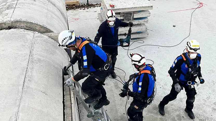 Van AFAD, Kayseri'de akreditasyon başarısına rehberlik etti