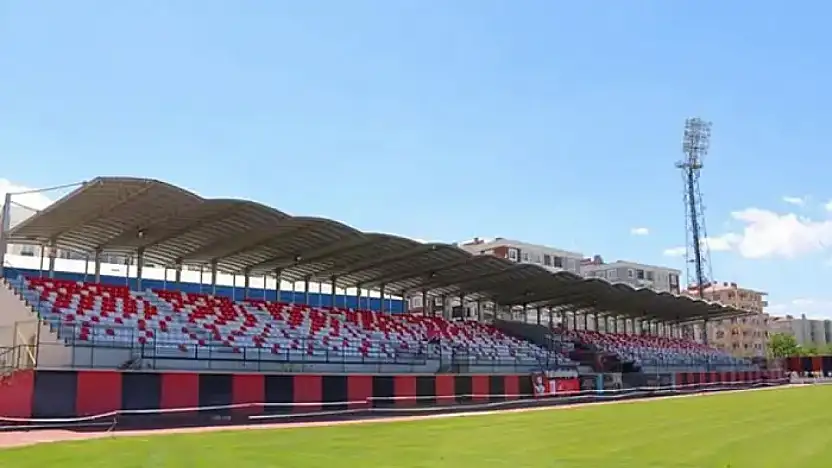 Van Atatürk Şehir Stadının reklam panoları kiraya veriliyor