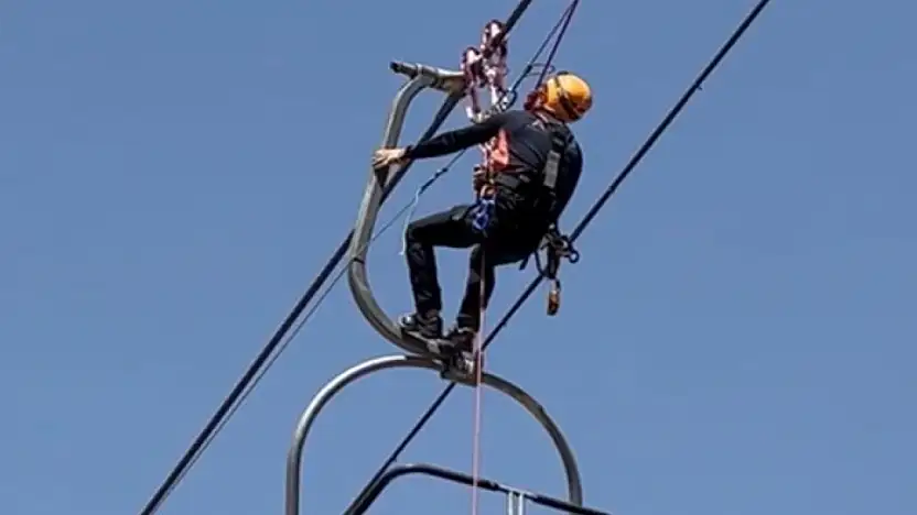 Van'da AFAD ekiplerine teleferik ve telesiyejden kurtarma eğitimi