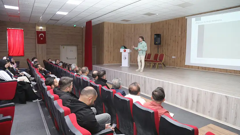 Van'da belediye personeline bağımlılığın etkileri ve korunma yöntemleri anlatıldı