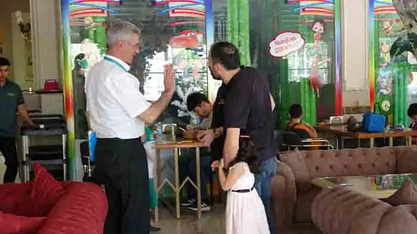 Van'da cafe ve restoranlarda sigara denetimi