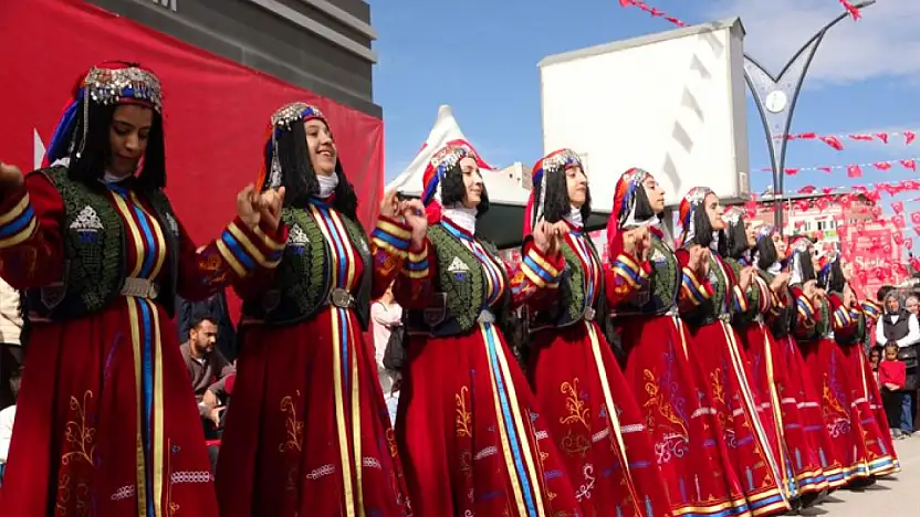 Van'da Cumhuriyet Bayramı coşkusu