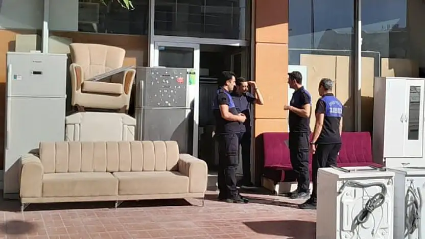 Van'da kaldırım işgaline karşı denetim sürüyor