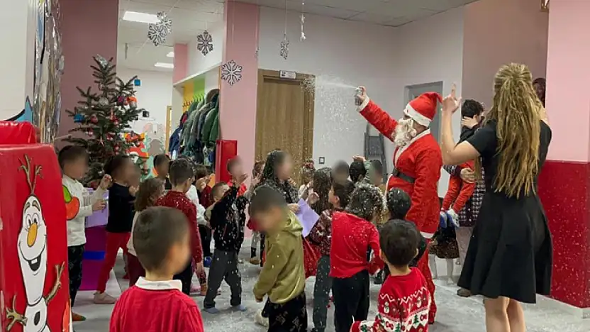 Van'da Kandil günü Noel kutlaması tepki çekti