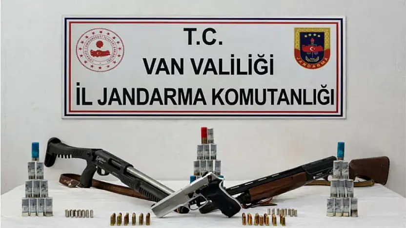 Van'da ruhsatsız silah operasyonu
