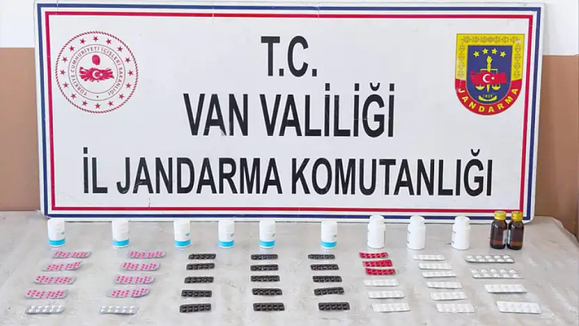 Van'da sentetik hap ve kaçak sigara ele geçirildi