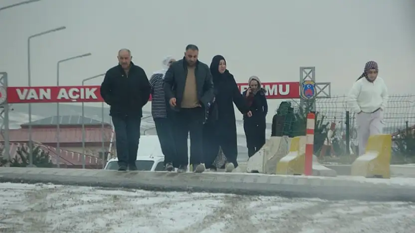 Van'da tahliyeler başladı