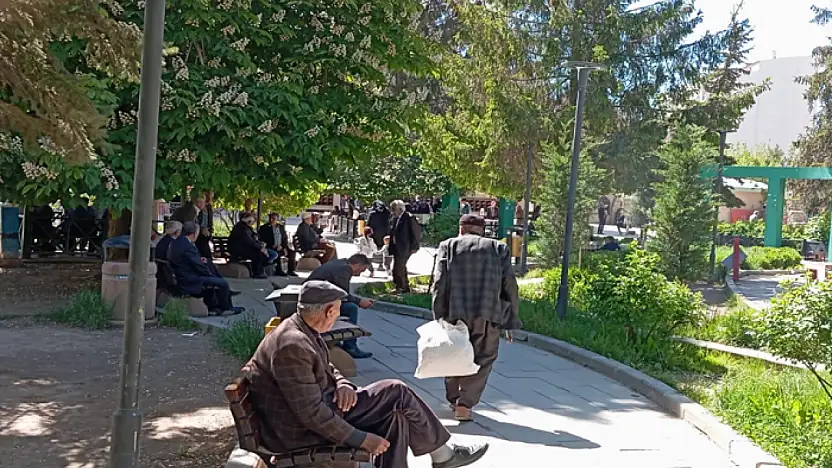 Van'da yağışlı havaların ardından güneşli günler yüzünü gösterdi
