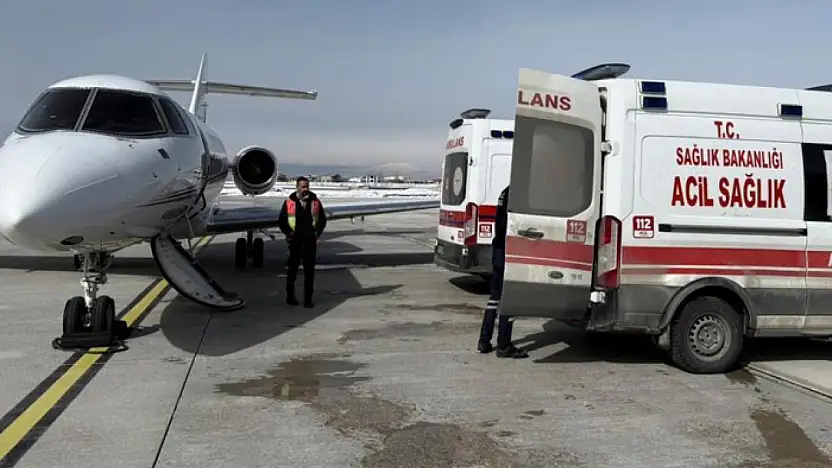 Van'dan İstanbul'a ambulans uçakla bebek sevki