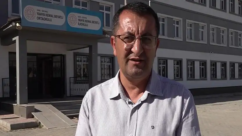 Van Gevaş'ta okullar eğitim öğretime hazırlanıyor