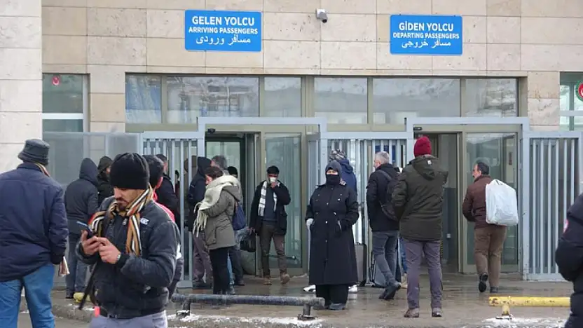 Van Kapıköy Sınır Kapısı'nda olağanüstü hareketlilik yok