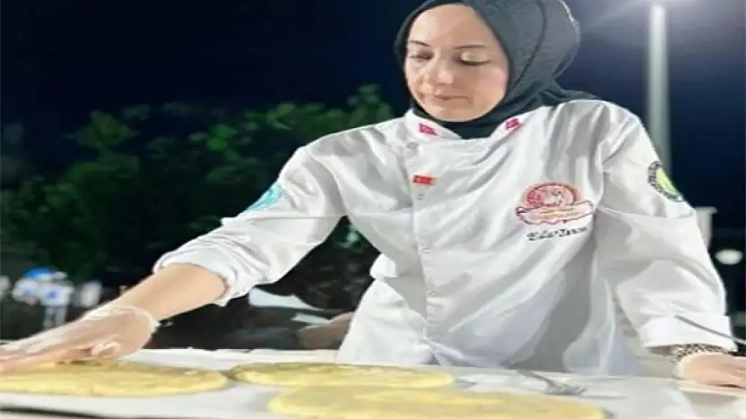 Vanlı Şef Eda Tuncel, Yunanistan'da Van Kahvaltısı'nı tanıttı