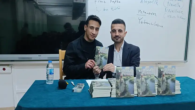 Vanlı yazar Yusuf Kazak öğrencilerle buluştu