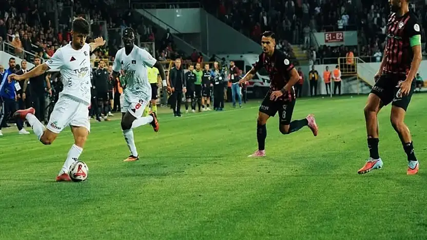 Vanspor, Çorumspor maçı hangi kanalda?