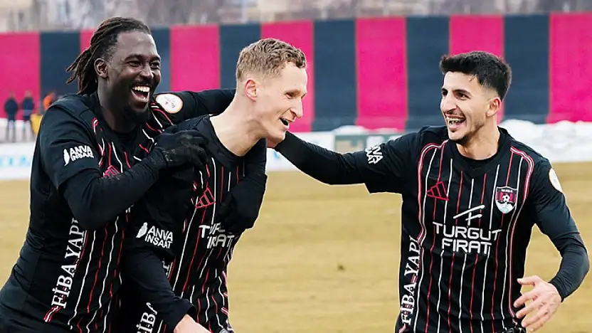 Vanspor, Çorumspor'u 3-1 mağlup etti